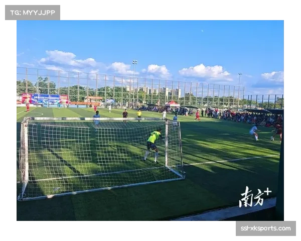 闪电进球！开场仅9秒，客队前锋中场吊射破门创联赛纪录